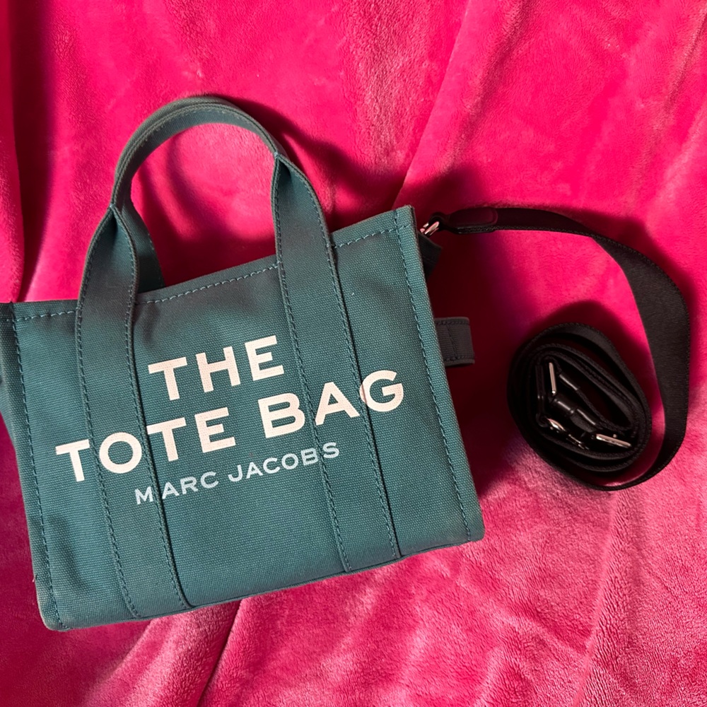 MARC JACOBS- THE CANVAS SMALL TOTE BAG